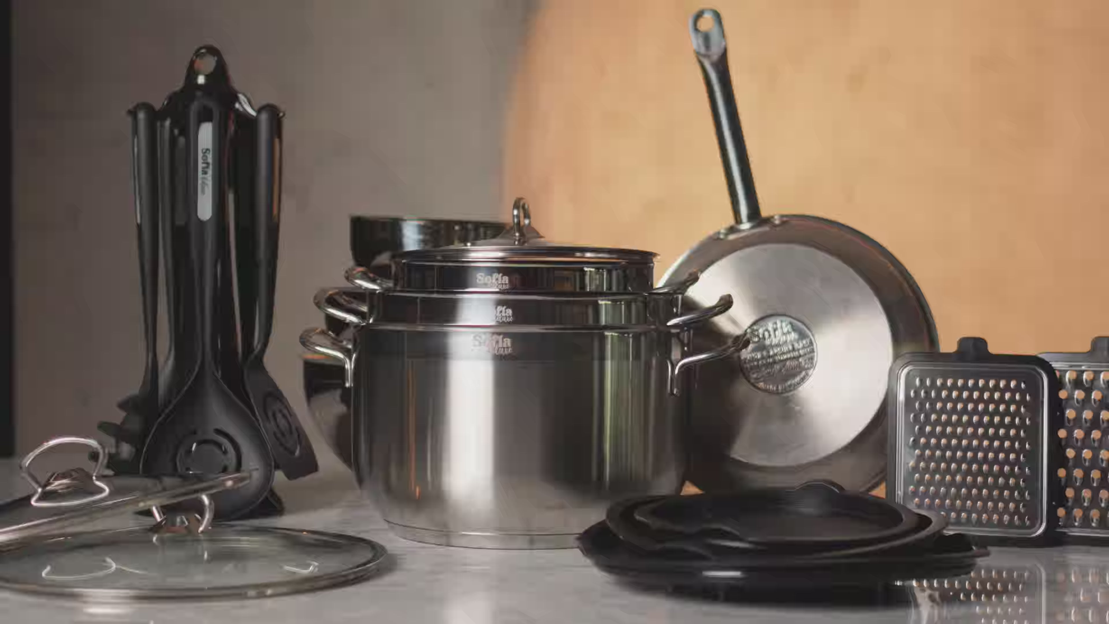 Batería de cocina Sofía Deluxe 22 Piezas