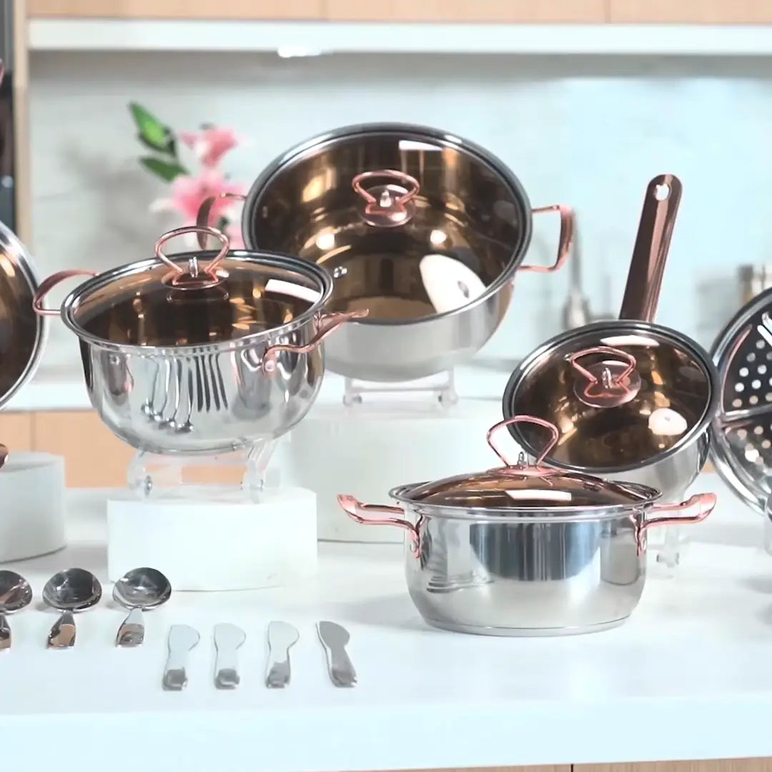 Batería de cocina Sofía Deluxe Gold 28pz